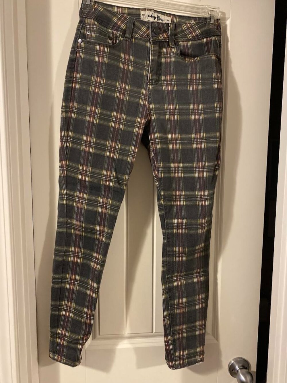 Indigo Rein Grey, Yellow, and Maroon Plaid Skinny Jeans (Junior's size 7)